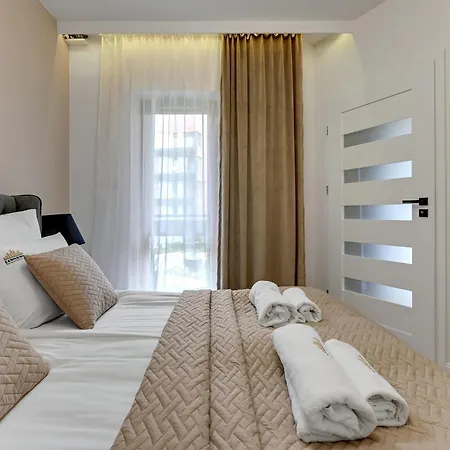Nadmotlawie Estate - Riverside, Gym & Sauna By Downtown 4* Gdańsk
