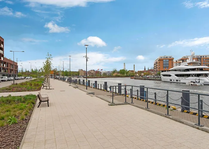 Nadmotlawie Estate - Riverside, Gym & Sauna By Downtown Apartmanhotel