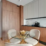 아파트호텔 Nadmotlawie Estate - Riverside, Gym & Sauna By Downtown 4*