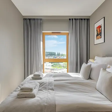 Aparthotel Nadmotlawie Estate - Riverside, Gym & Sauna By Downtown 4*