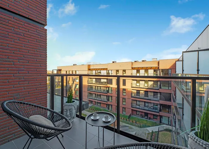 Nadmotlawie Estate - Riverside, Gym & Sauna By Downtown Ξενοδοχείο με διαμερίσματα