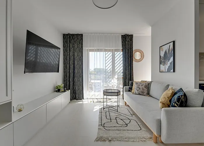 Nadmotlawie Estate - Riverside, Gym & Sauna By Downtown 4*